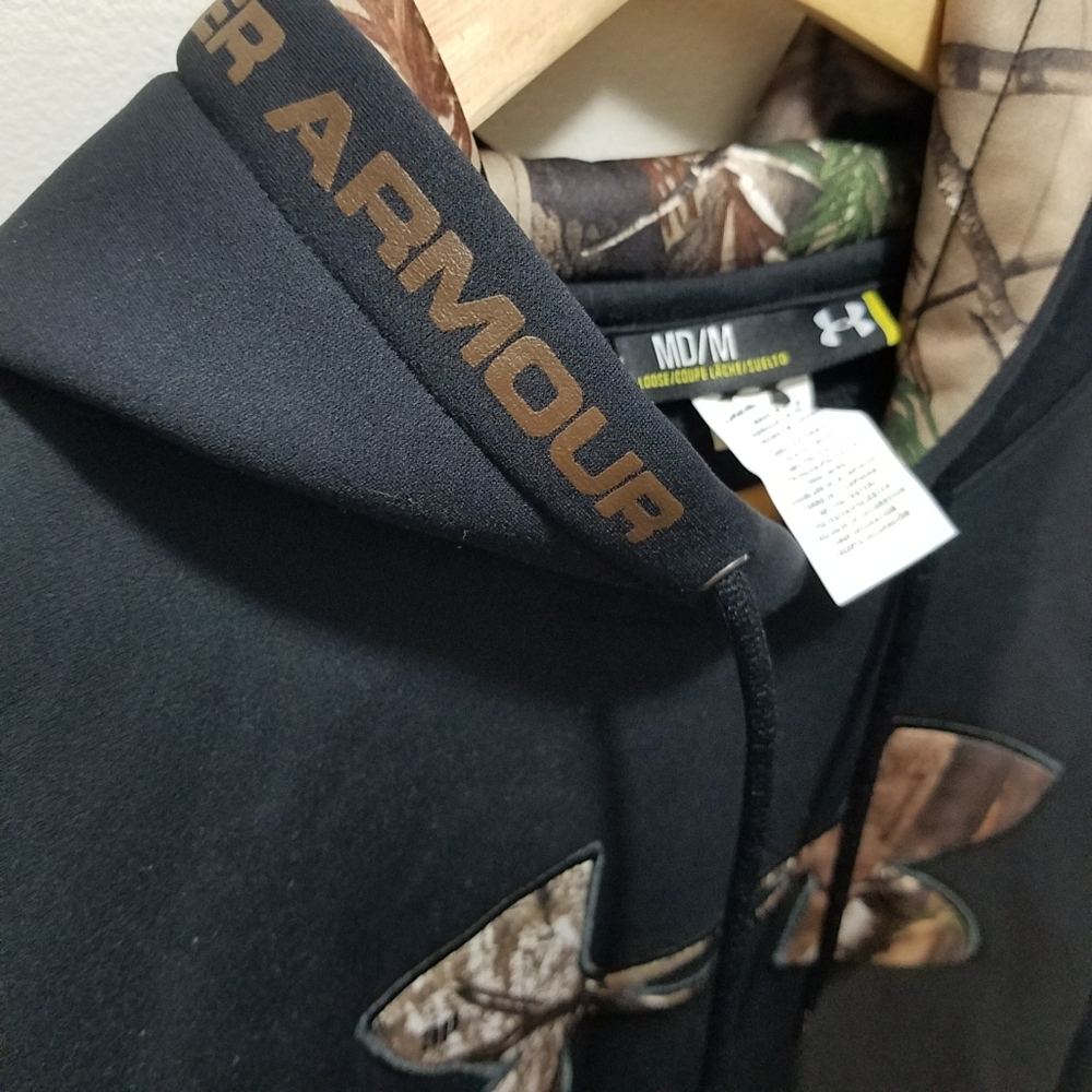 Under Armour Men's Medium Black Hoodie Realtree Camo Hunting M Loose Sweatshirt - Picture 5 of 10